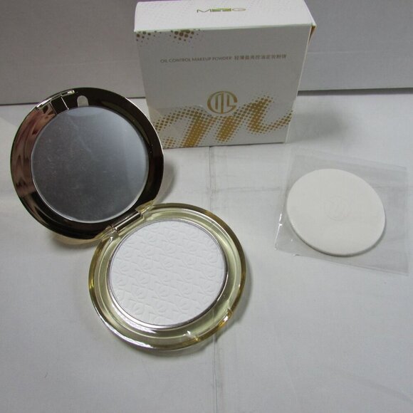 MYG Oil Control Makeup Powder EXP: 03/2026 - Picture 2 of 4